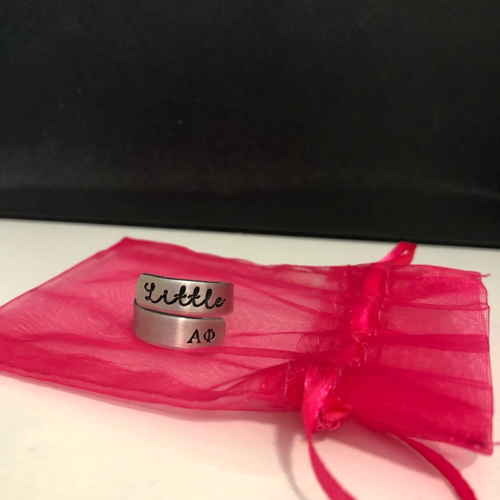 Alpha Phi “little” ring